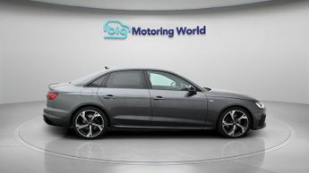 Audi A4 TFSI S LINE BLACK EDITION