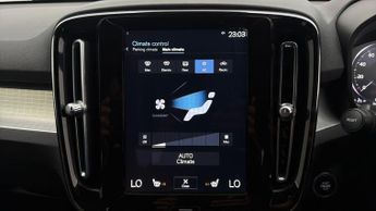 Volvo XC40 RECHARGE T4 PLUS