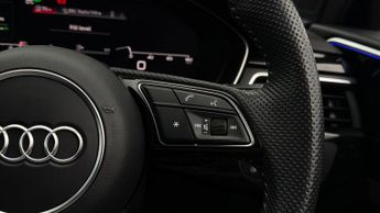 Audi A4 Avant AVANT TFSI S LINE BLACK EDITION