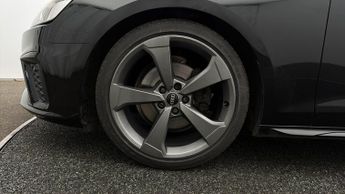 Audi A4 Avant AVANT TFSI S LINE BLACK EDITION