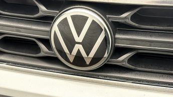 Volkswagen T-Roc LIFE TSI DSG