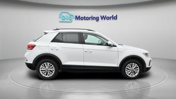 Volkswagen T-Roc LIFE TSI DSG