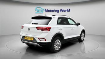 Volkswagen T-Roc LIFE TSI DSG