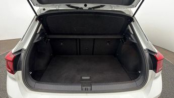 Volkswagen T-Roc LIFE TSI DSG