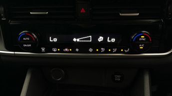 Nissan Qashqai DIG-T ACENTA PREMIUM XTRONIC