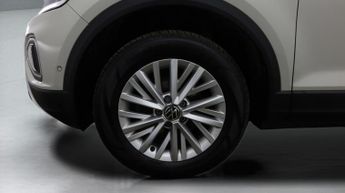 Volkswagen T-Roc LIFE TSI DSG