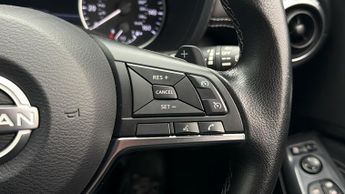 Nissan Juke DIG-T N-CONNECTA DCT