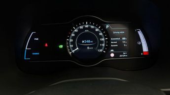 Hyundai KONA PREMIUM SE