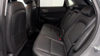 Hyundai KONA PREMIUM SE