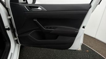 Volkswagen Taigo R-LINE TSI DSG