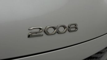 Peugeot E-2008 GT