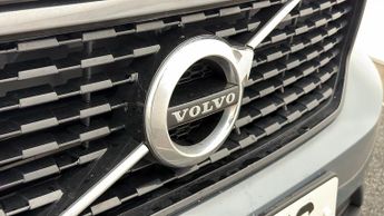 Volvo XC40 RECHARGE T5 R-DESIGN PRO