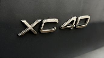 Volvo XC40 RECHARGE T5 R-DESIGN PRO