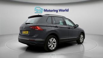 Volkswagen Tiguan LIFE TDI DSG