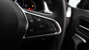 Renault Captur TECHNO E-TECH