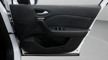 Renault Captur TECHNO E-TECH