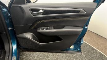 Renault Arkana E-TECH ENGINEERED