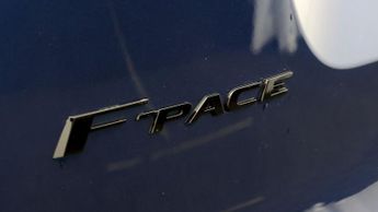 Jaguar F-PACE R-DYNAMIC BLACK