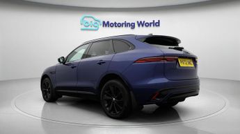 Jaguar F-PACE R-DYNAMIC BLACK