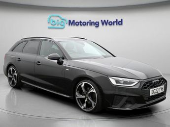 Audi A4 AVANT TFSI S LINE BLACK EDITION
