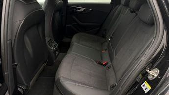 Audi A4 Avant AVANT TFSI S LINE BLACK EDITION