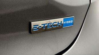 Renault Clio TECHNO E-TECH