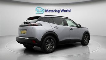 Peugeot E-2008 ACTIVE PREMIUM PLUS