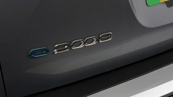 Peugeot E-2008 ACTIVE PREMIUM PLUS