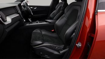 Volvo XC60 T5 R-DESIGN PRO AWD