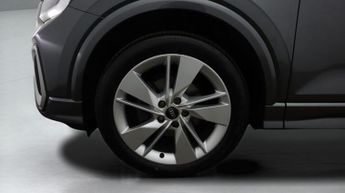 Audi Q2 TFSI S LINE