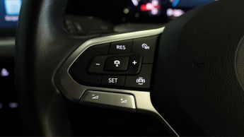 Volkswagen Golf LIFE ETSI DSG