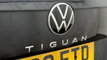 Volkswagen Tiguan R-LINE TSI DSG