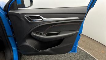 MG MG ZS EXCLUSIVE T-GDI