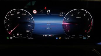 Mercedes-Benz CLA CLA 180 AMG LINE PREMIUM