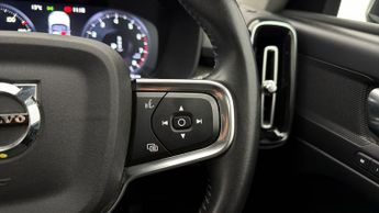 Volvo XC40 B4 INSCRIPTION AWD