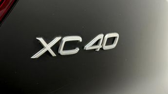 Volvo XC40 B4 INSCRIPTION AWD