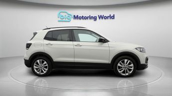 Volkswagen T-Cross ACTIVE TSI DSG