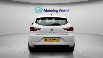 Renault Clio EVOLUTION E-TECH