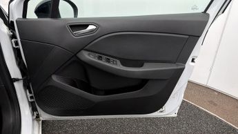 Renault Clio EVOLUTION E-TECH