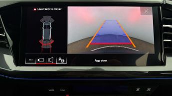 Audi Q4 e-tron S LINE