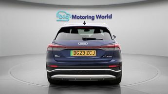 Audi Q4 e-tron S LINE