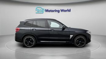BMW iX3 PREMIER EDITION PRO