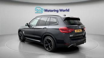 BMW iX3 PREMIER EDITION PRO