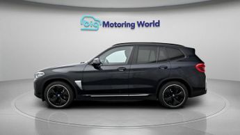 BMW iX3 PREMIER EDITION PRO