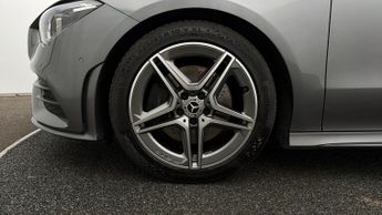 Mercedes-Benz CLA CLA 200 AMG LINE PREMIUM PLUS