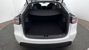 Tesla Model Y PERFORMANCE AWD