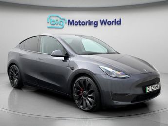 Tesla Model Y PERFORMANCE AWD