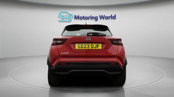 Nissan Juke DIG-T ACENTA DCT