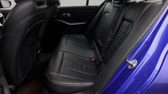 BMW 3 Series 330E M SPORT