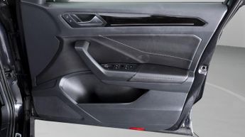 Volkswagen T-Roc R-LINE TSI DSG